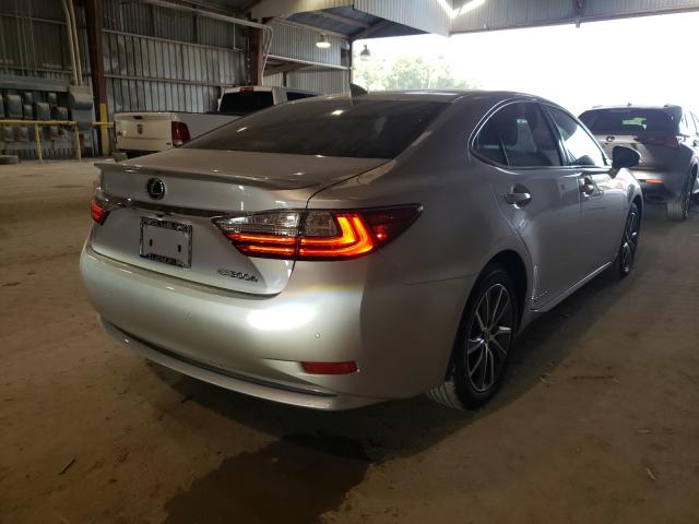 JTHBW1GG8J2193826  lexus es 300h 2018 IMG 3