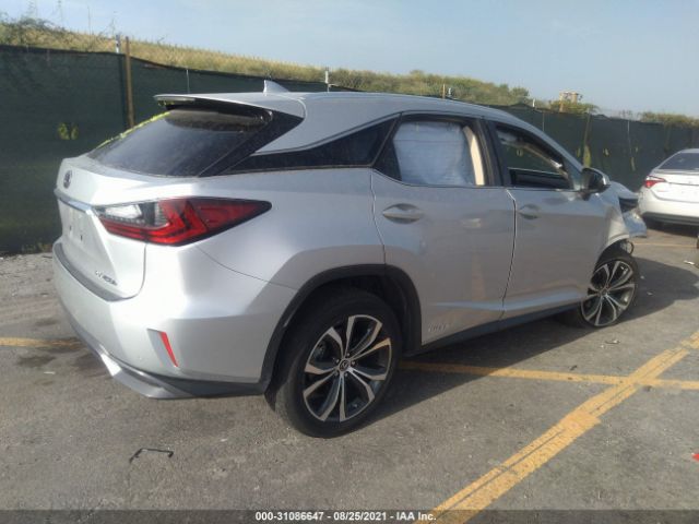 2T2BGMCA9JC028883  lexus rx 2018 IMG 3