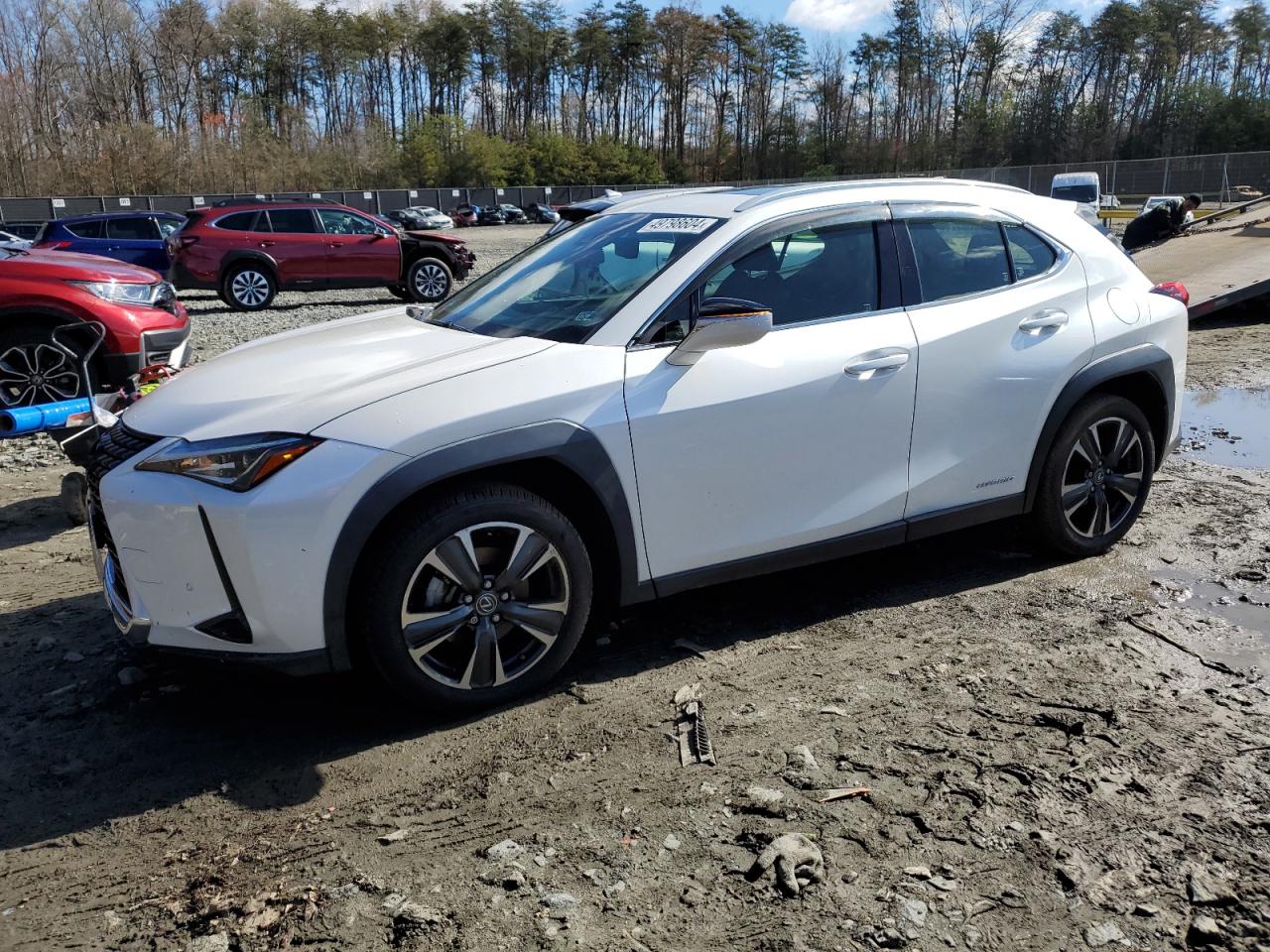 JTHP9JBH3L2021476  lexus ux 2019 IMG 0