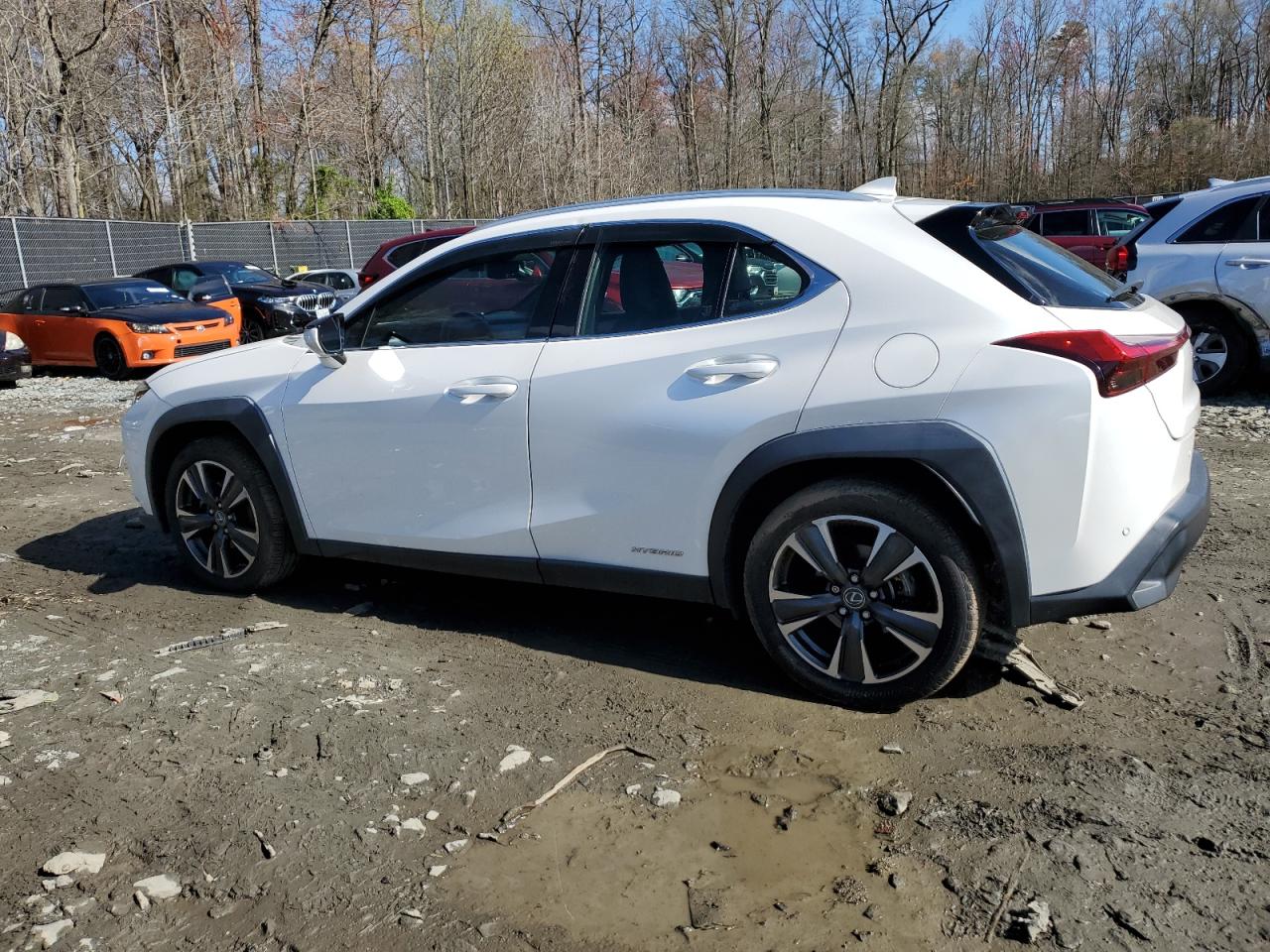 JTHP9JBH3L2021476  lexus ux 2019 IMG 1