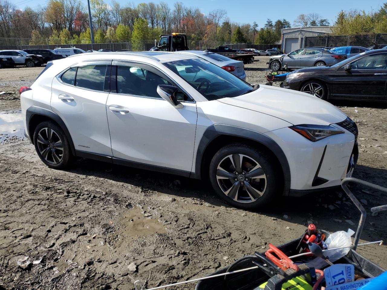 JTHP9JBH3L2021476  lexus ux 2019 IMG 3