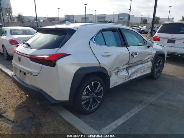 JTHX9JBHXN2062531  lexus ux 2022 IMG 3