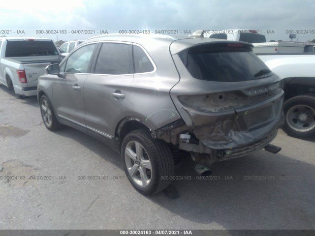 5LMCJ1C98GUJ03575  lincoln mkc 2016 IMG 2