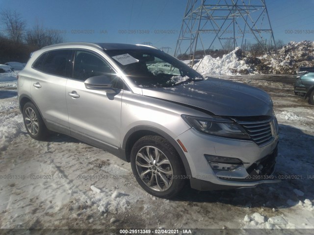 5LMCJ2A93FUJ47877  lincoln mkc 2015 IMG 0