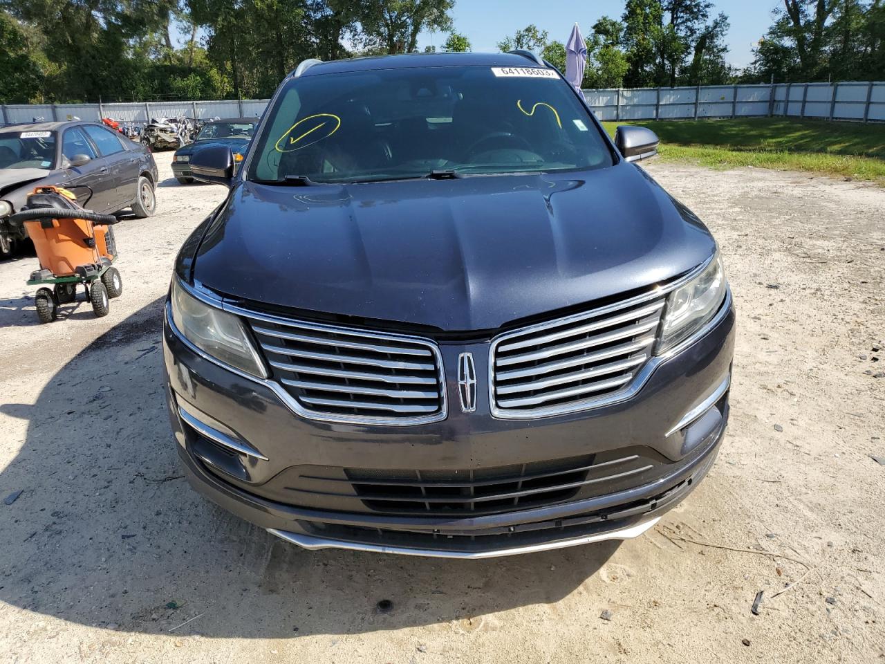 5LMCJ2A9XFUJ44846  lincoln mkc 2015 IMG 4