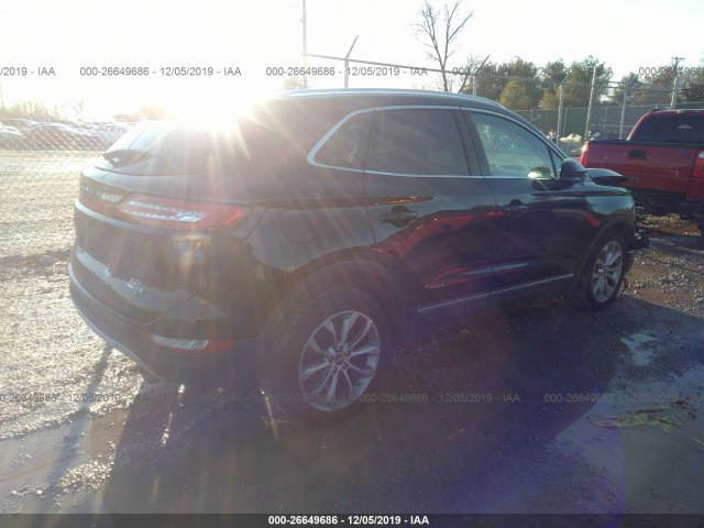 5LMCJ2C92GUJ20541  lincoln mkc 2016 IMG 3