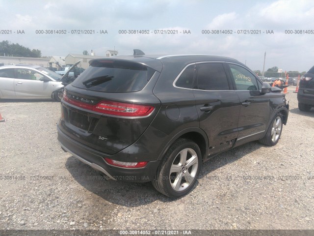 5LMCJ1C91HUL16126  lincoln mkc 2017 IMG 3