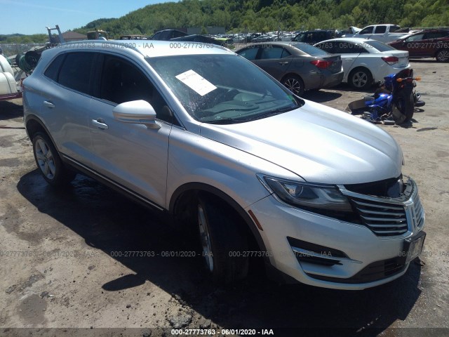 5LMCJ1D98GUJ08239  lincoln mkc 2016 IMG 0