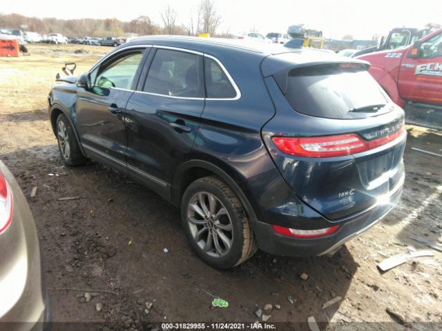 5LMCJ2D9XHUL00642  lincoln mkc 2016 IMG 2