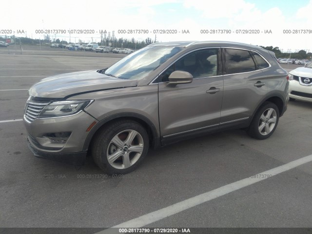 5LMCJ1C90HUL69285  lincoln mkc 2017 IMG 1