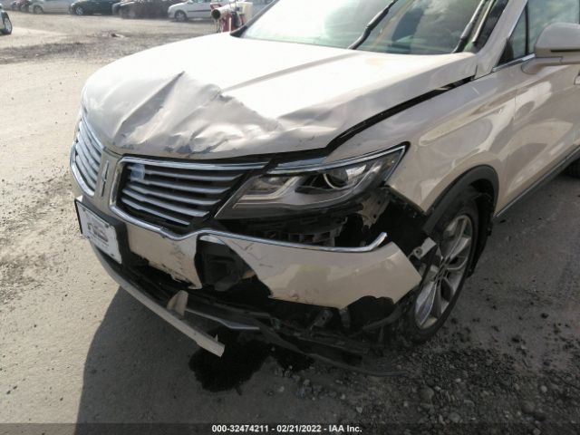 5LMCJ2C91JUL14856  lincoln mkc 2018 IMG 5