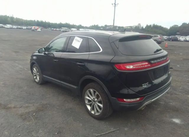 5LMCJ2D93HUL70144  lincoln mkc 2017 IMG 2