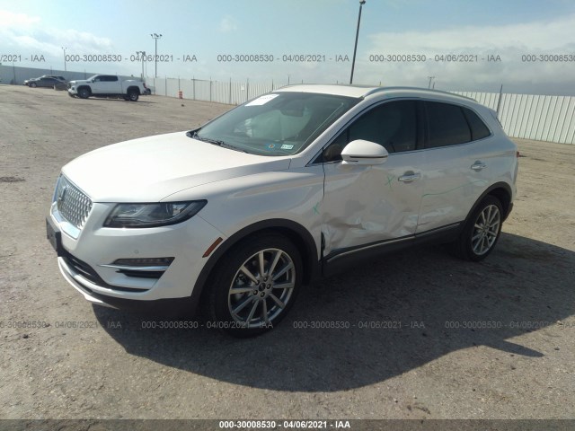 5LMCJ3C94KUL26913  lincoln mkc 2019 IMG 1