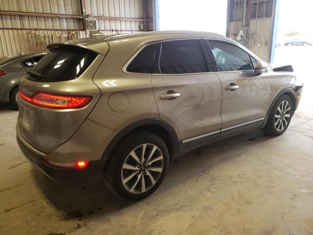 5LMCJ3C97KUL26890  lincoln mkc 2019 IMG 2