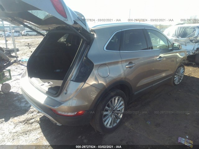 5LMCJ1D94KUL18068  lincoln mkc 2019 IMG 3