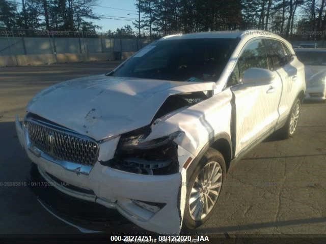 5LMCJ1D99KUL35500  lincoln mkc 2019 IMG 1