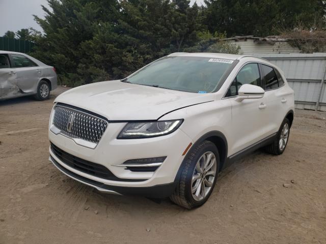 5LMCJ2C92KUL34907  lincoln mkc 2019 IMG 1