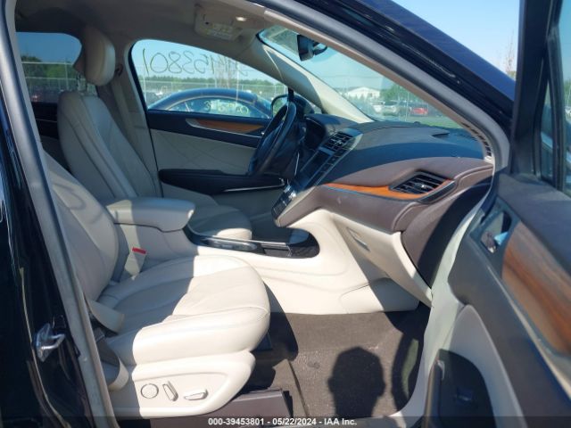 5LMCJ2C97KUL31565  lincoln mkc 2019 IMG 4