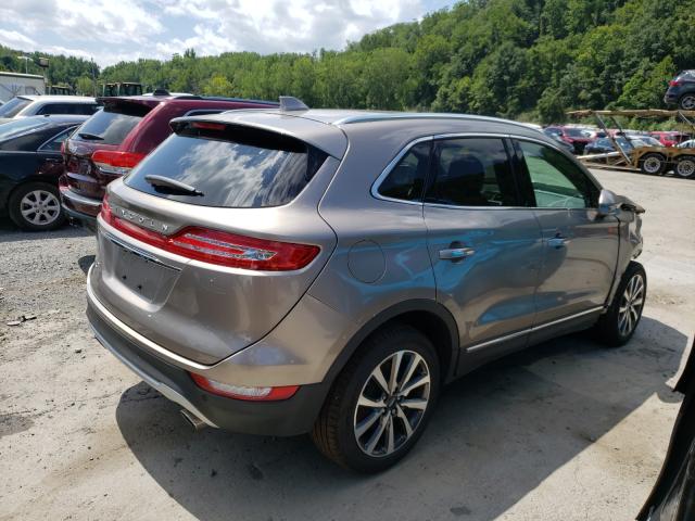 5LMCJ3C95KUL53117  lincoln mkc reserv 2019 IMG 3