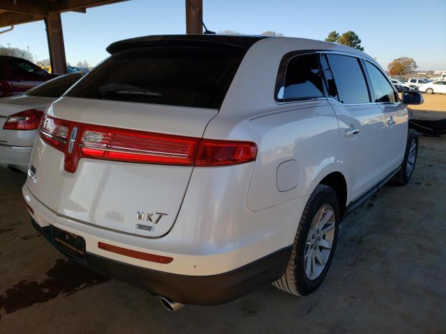 2LMHJ5NK7GBL00912  lincoln mkt 2016 IMG 3