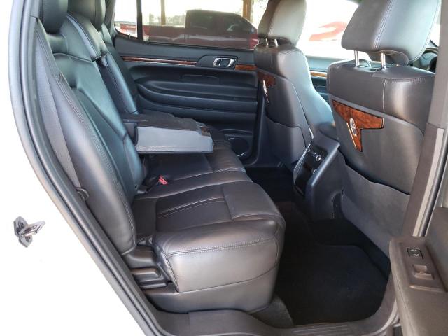 2LMHJ5NK7GBL00912  lincoln mkt 2016 IMG 5