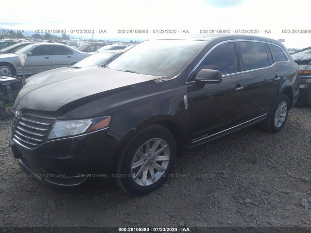 2LMHJ5NK7HBL01656  lincoln mkt 2017 IMG 1