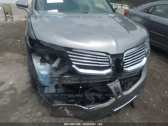 2LMTJ8LP1GBL84199  lincoln mkx 2016 IMG 5