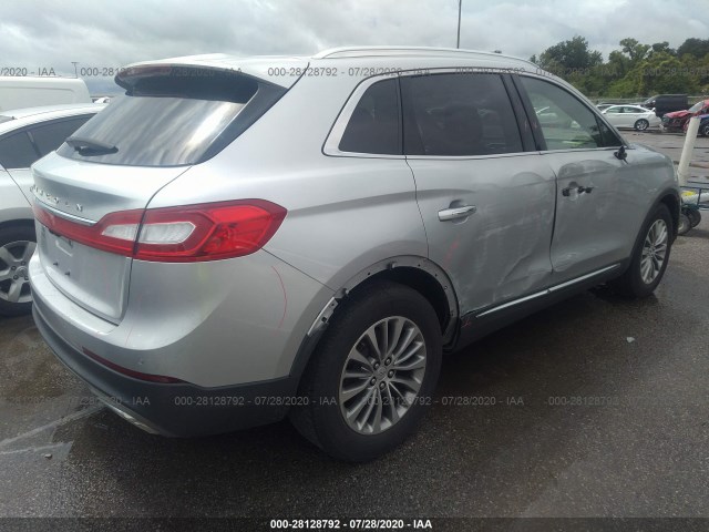 2LMPJ6KR3HBL34897  lincoln mkx 2017 IMG 3