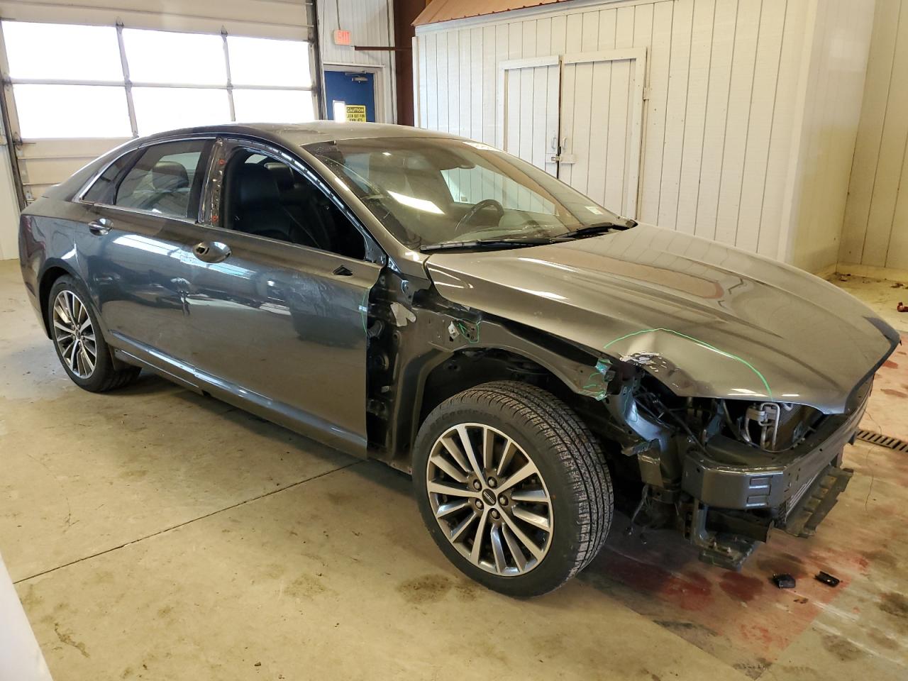 3LN6L5D97JR619201  lincoln mkz 2018 IMG 3