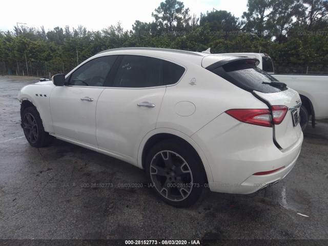 ZN661YUL1HX195893  maserati levante 2017 IMG 2