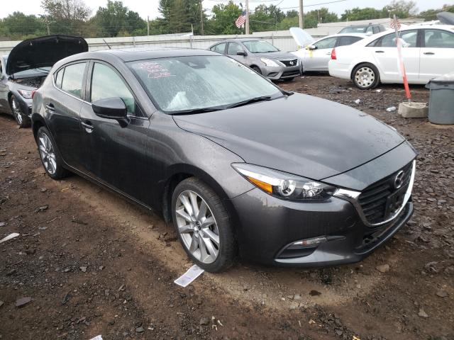 3MZBN1L35HM139875  mazda  2017 IMG 0