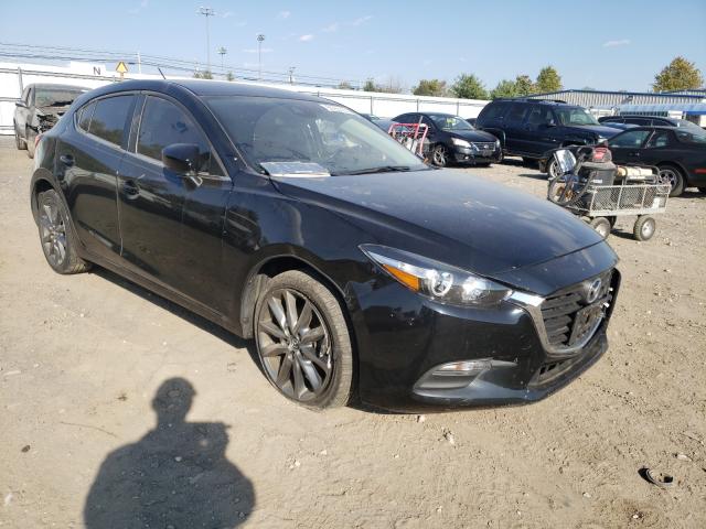 3MZBN1L35JM198981  mazda 3 touring 2018 IMG 0