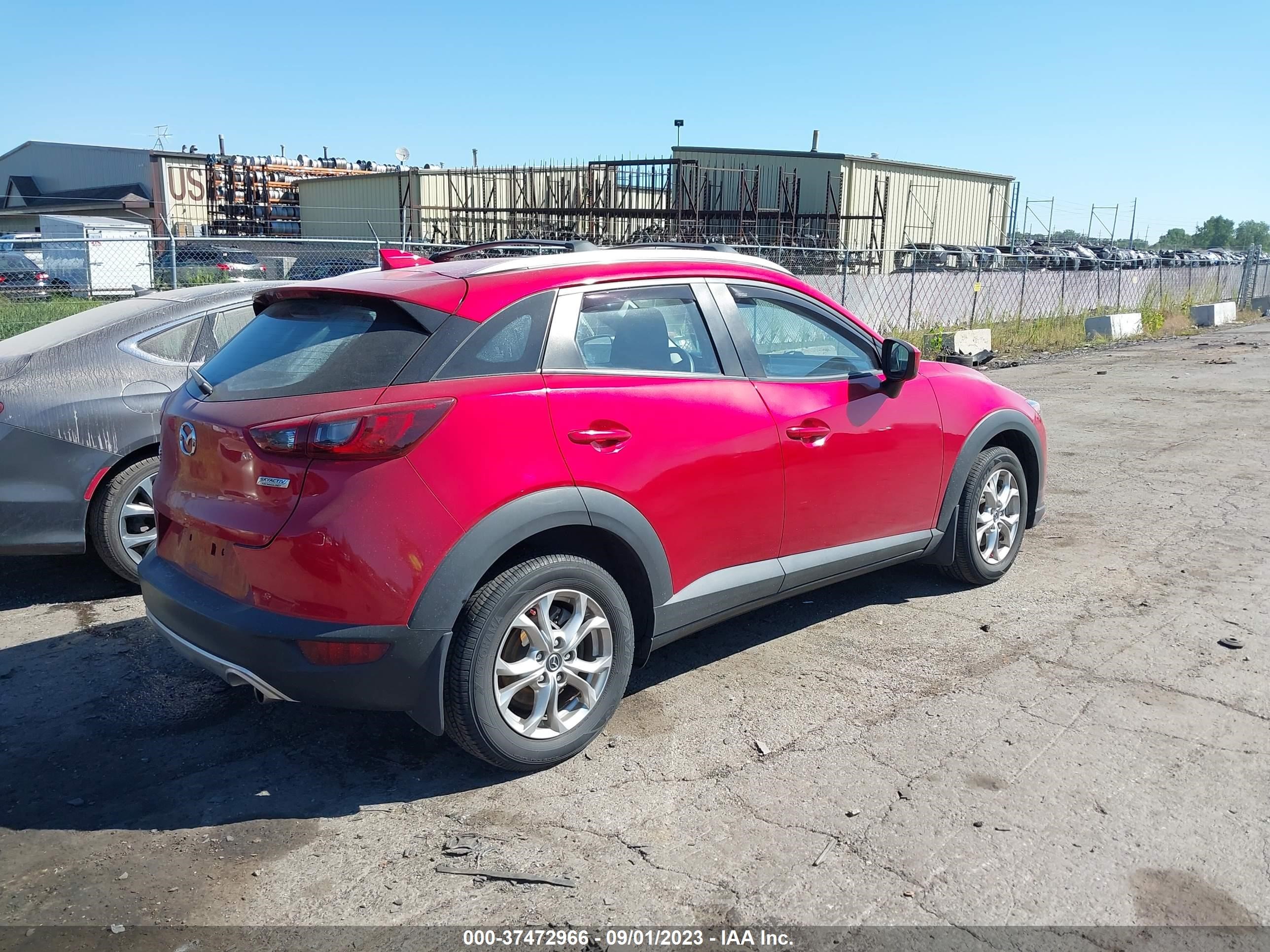 JM1DKFB77J1305449  mazda cx-3 2018 IMG 3