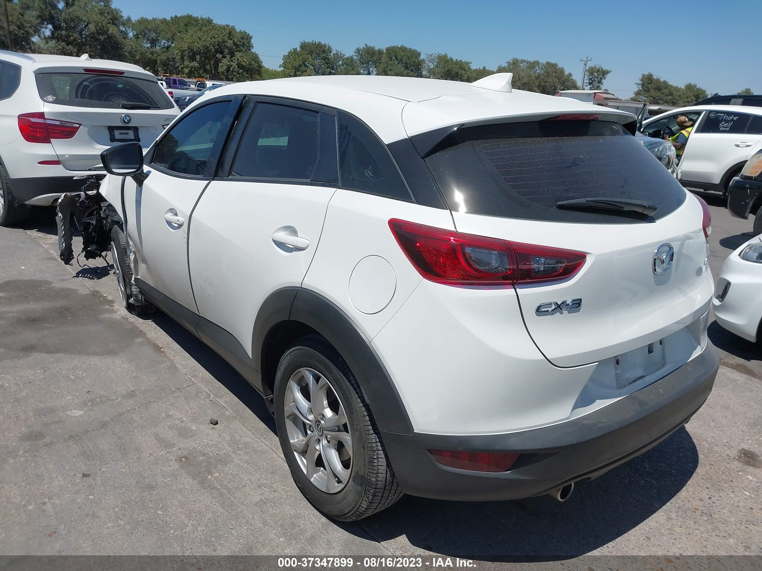 JM1DKDB79K0442288  mazda cx-3 2019 IMG 2