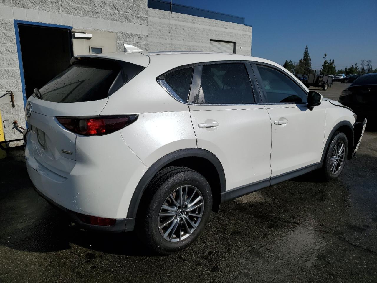 JM3KFABL9H0113629  mazda cx-5 2017 IMG 2