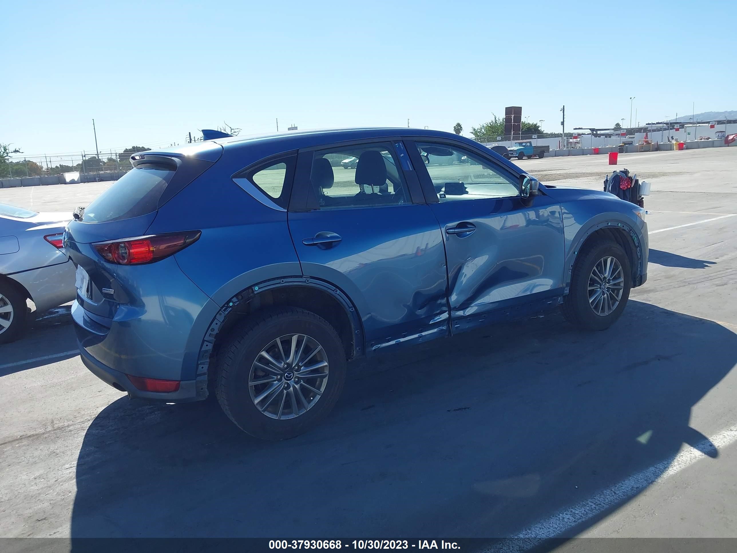 JM3KFABLXH0158045  mazda cx-5 2017 IMG 3