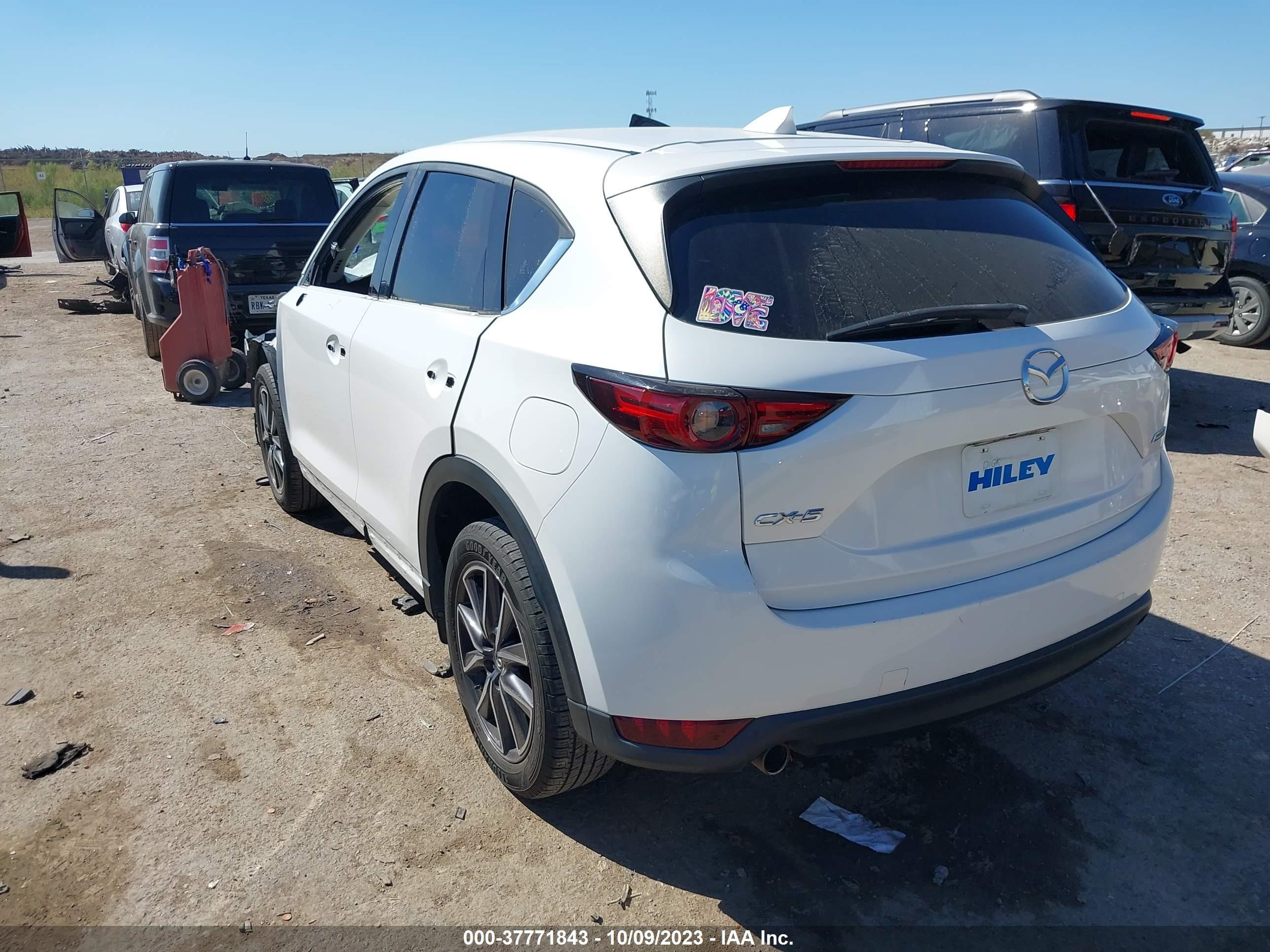 JM3KFADM3J1433485  mazda cx-5 2018 IMG 2