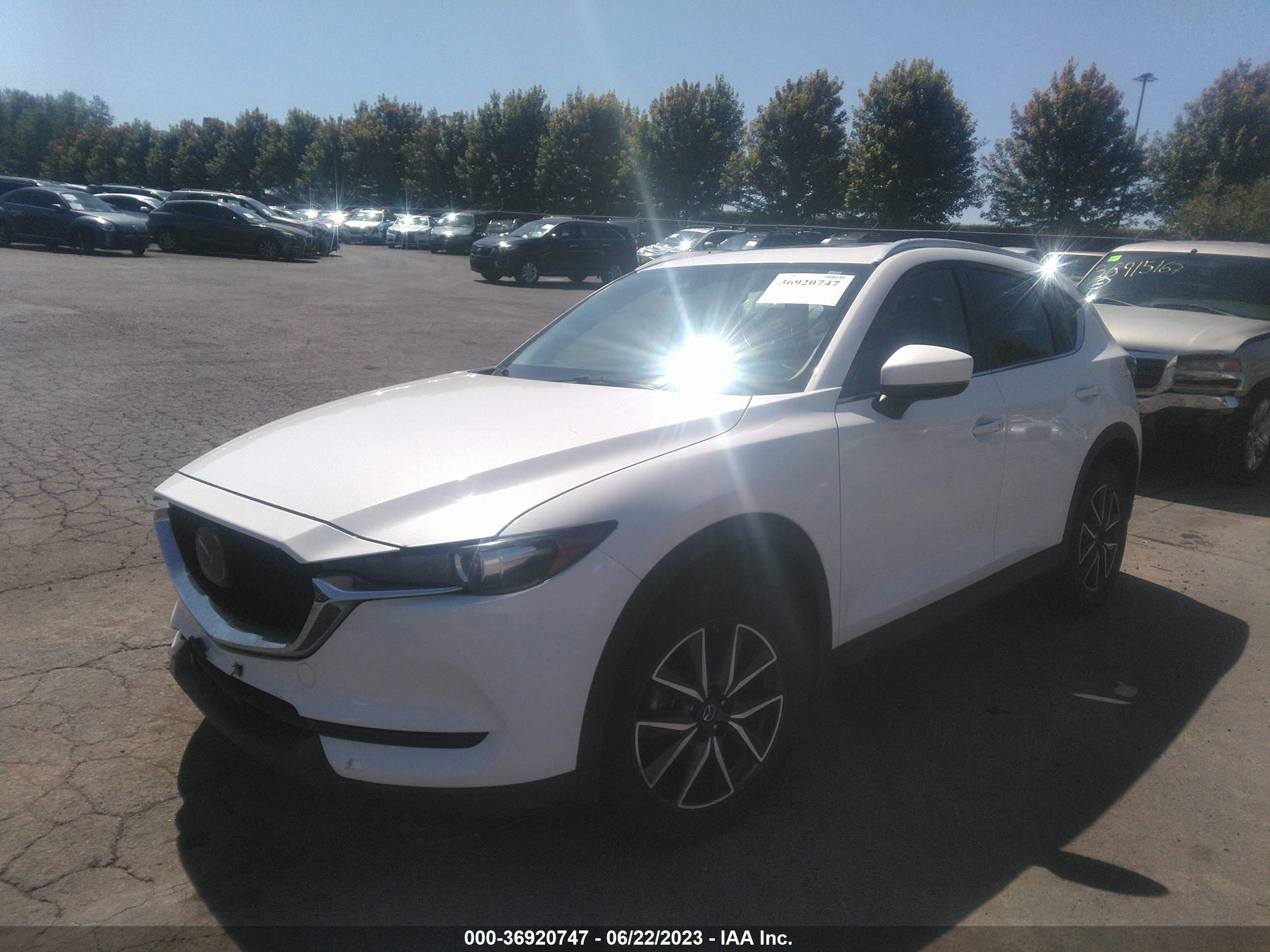 JM3KFBCM3J0356730  mazda cx-5 2018 IMG 1