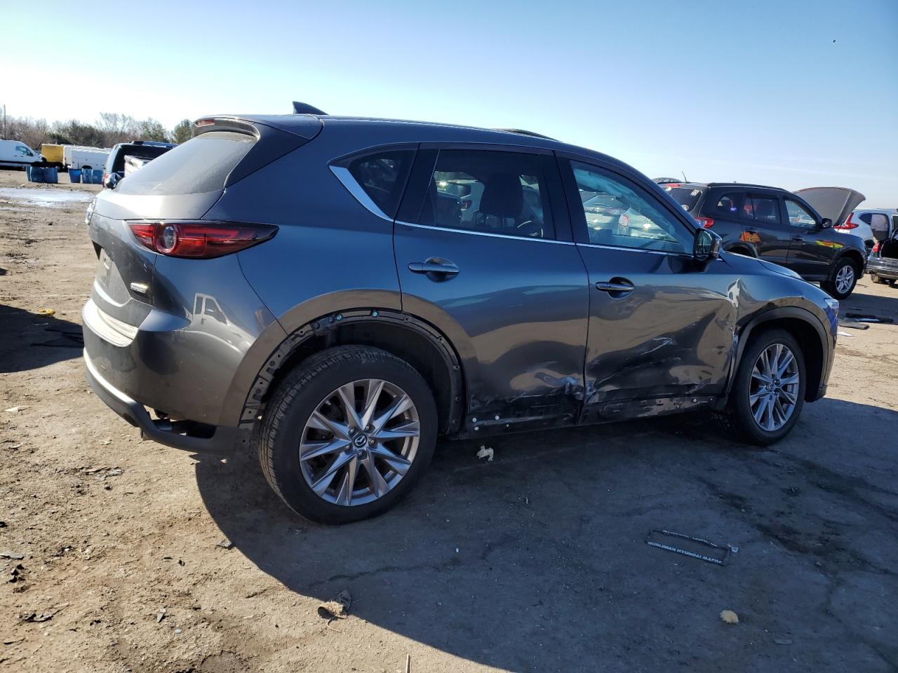 JM3KFBDM0K0690360  mazda cx-5 2019 IMG 2