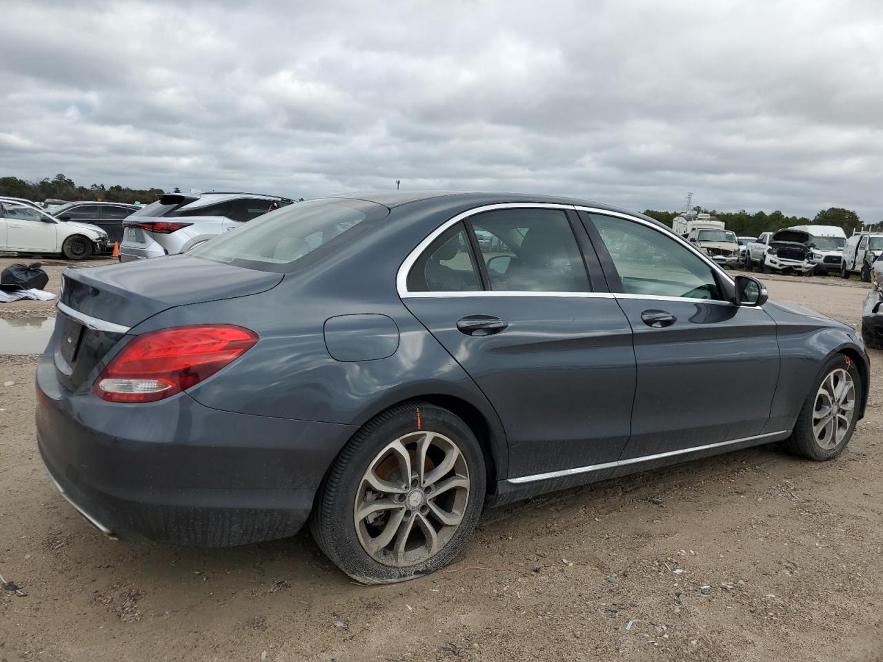 55SWF4JB7FU092264  mercedes-benz c 300 2015 IMG 2