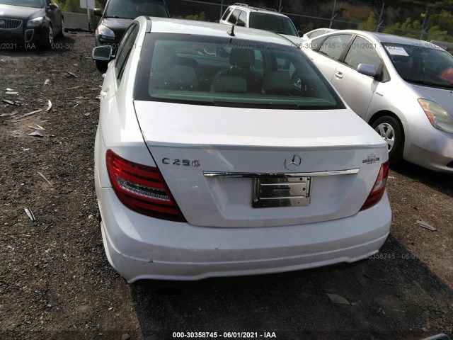 WDDGF4HB7EA938904  mercedes-benz c-class 2014 IMG 5