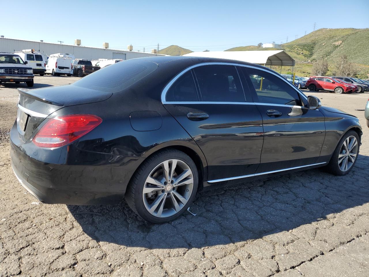 55SWF4JB5FU074538  mercedes-benz c-class 2015 IMG 2