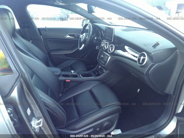 WDDSJ4GB7GN382602  mercedes-benz  2016 IMG 4