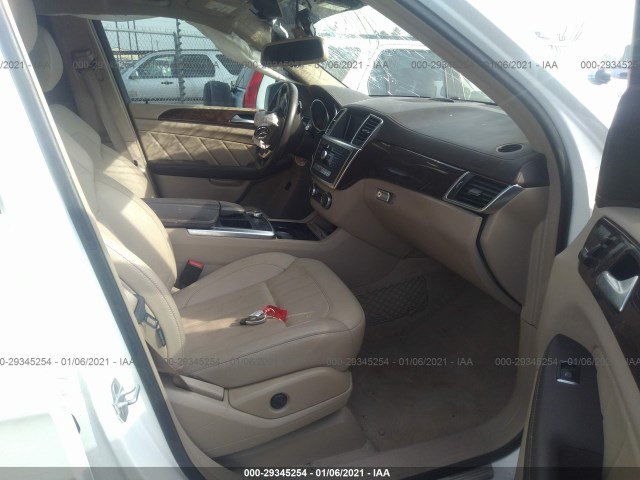 4JGDF6EE7GA653349  mercedes-benz gl 2016 IMG 4