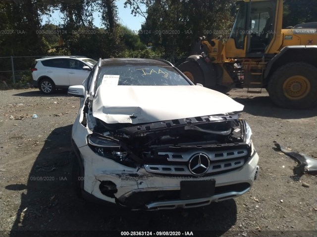 WDCTG4GB7JJ449673  mercedes-benz  2018 IMG 5