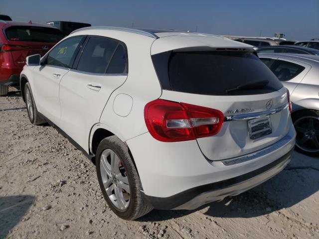 WDCTG4EB7KU017295  mercedes-benz  2019 IMG 2