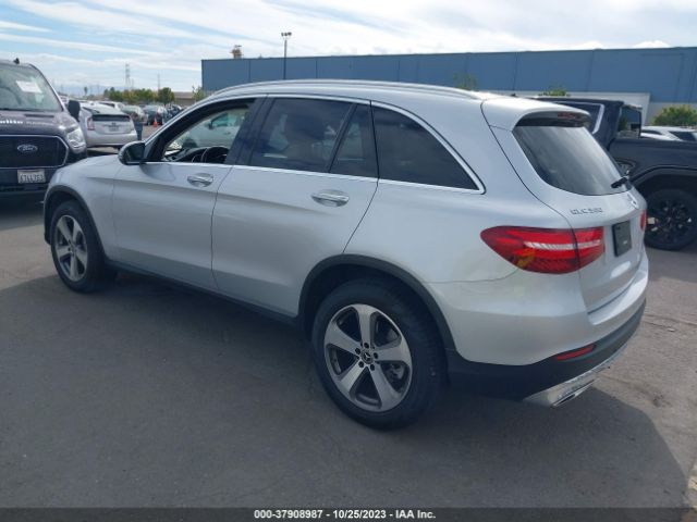 WDC0G4JBXKV161376  mercedes-benz glc 300 2019 IMG 2