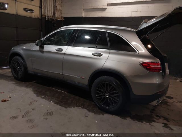 WDC0G4KB1KF640679  mercedes-benz glc 300 2019 IMG 2