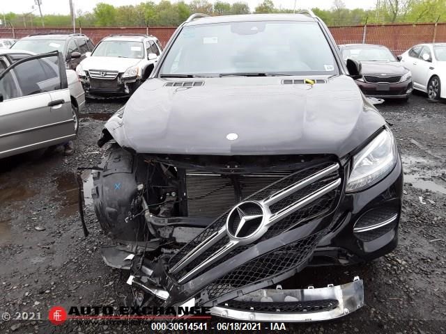 4JGDA5HB7HA921330  mercedes-benz gle 2017 IMG 2