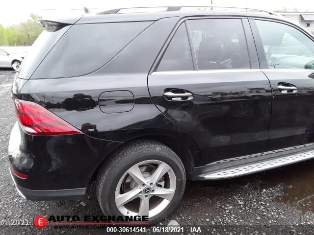 4JGDA5HB7HA921330  mercedes-benz gle 2017 IMG 4